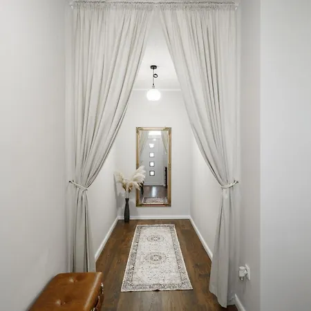 25 Courtyard Apartment