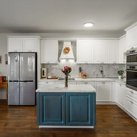 25 Courtyard Apartament Galanta